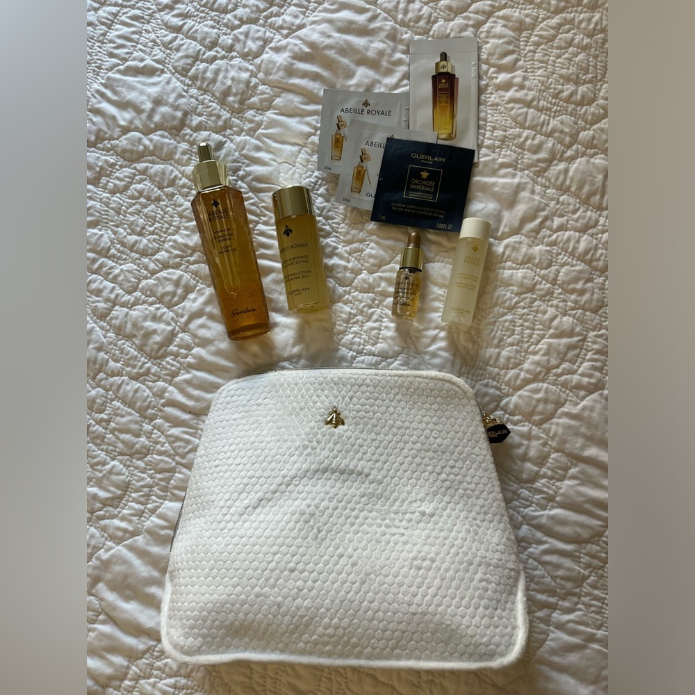 Guerlain beauty set pouch skincare